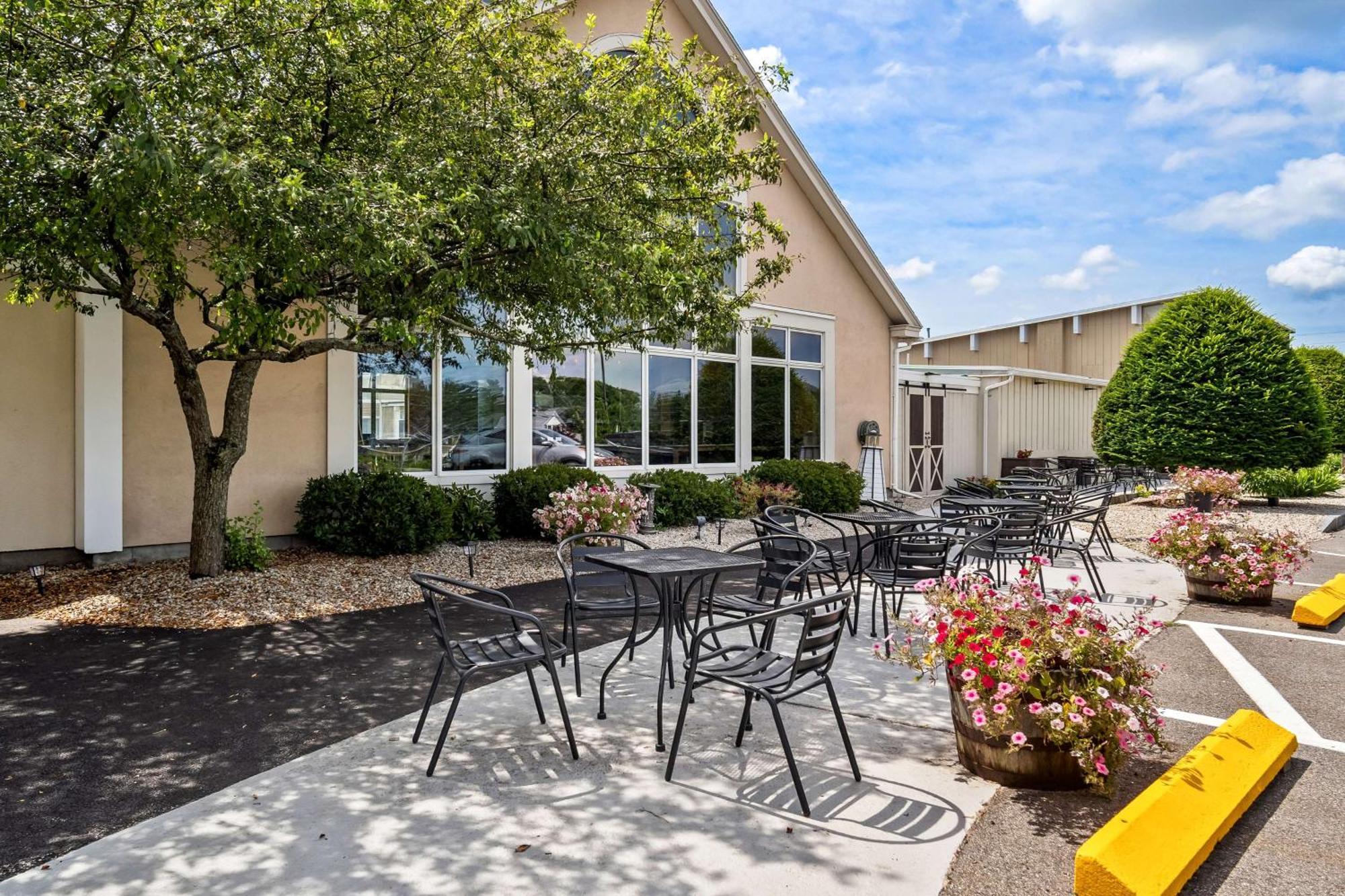 Best Western Merry Manor Inn South Portland Exterior photo