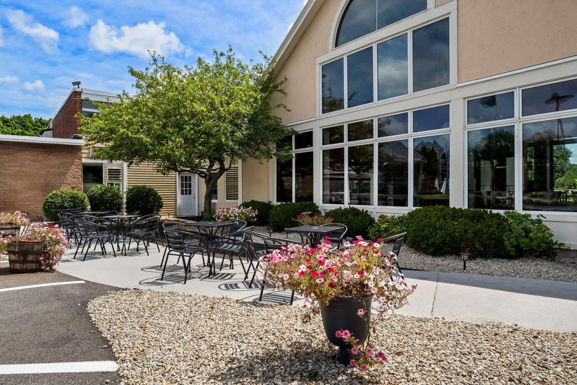 Best Western Merry Manor Inn South Portland Exterior photo